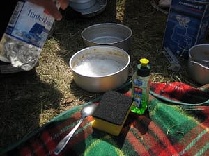 Angebrannte-Töpfe-reinigen
